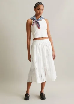 Ausgestellter Rock aus Broderie Anglaise