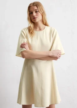 Ausgestelltes Minikleid aus TENCEL™ Lyocell-Leinen-Mix