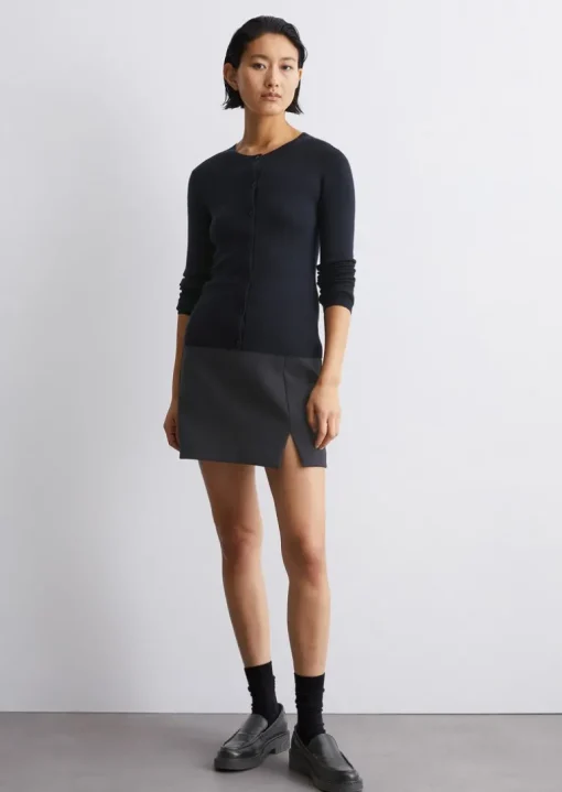 Cardigan slim aus feiner Merinowolle