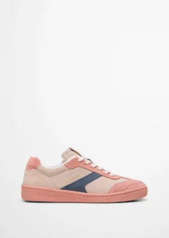 Court-Sneaker aus hochwertigem Velours-Rindleder