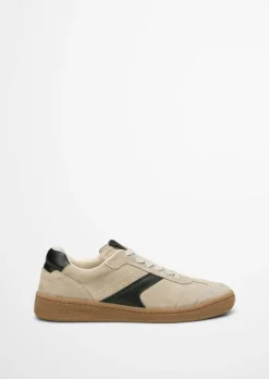 Court-Sneaker aus softem Veloursleder