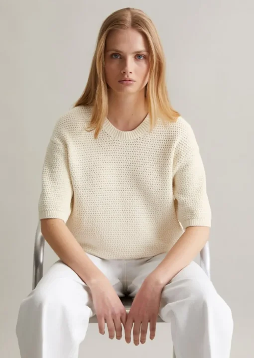 Kurzarm-Pullover regular in Häkel-Optik