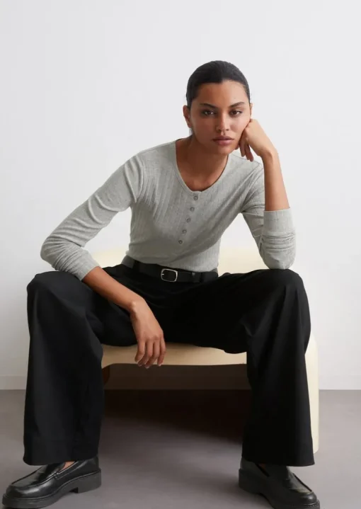 Longsleeve slim aus Organic-Cotton-Modal-Mix