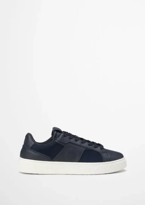 Sneaker aus hochwertigem Rindleder