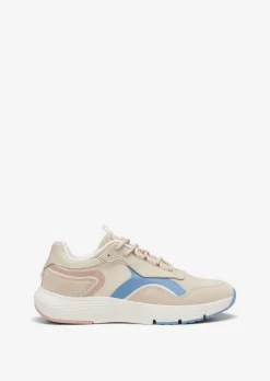 Sneaker aus Rindleder und Mesh