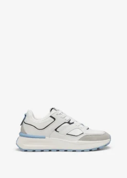 Sneaker aus Rindleder und Mesh