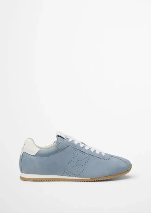 Sneaker aus softem Ziegenleder