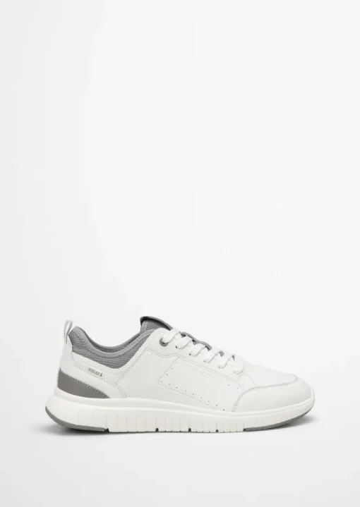 Sneaker mit gepolstertem Strickeinsatz