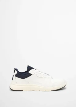 Sneaker mit gepolstertem Strickeinsatz